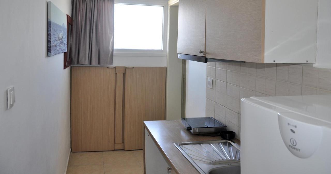 Coralli Beach Studios-Apartments Kallithea  Εξωτερικό φωτογραφία